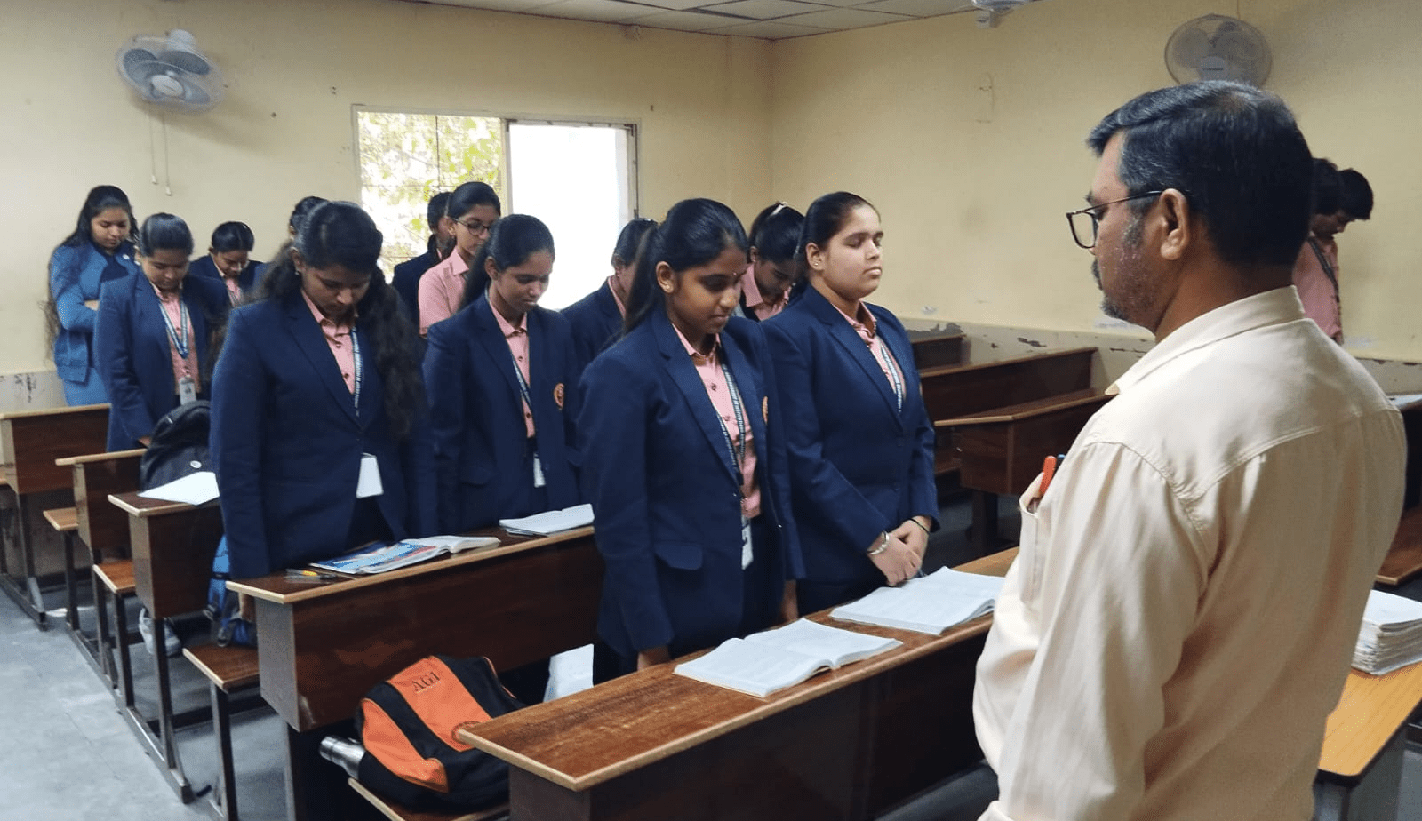 Sarvodaya Dinacharne